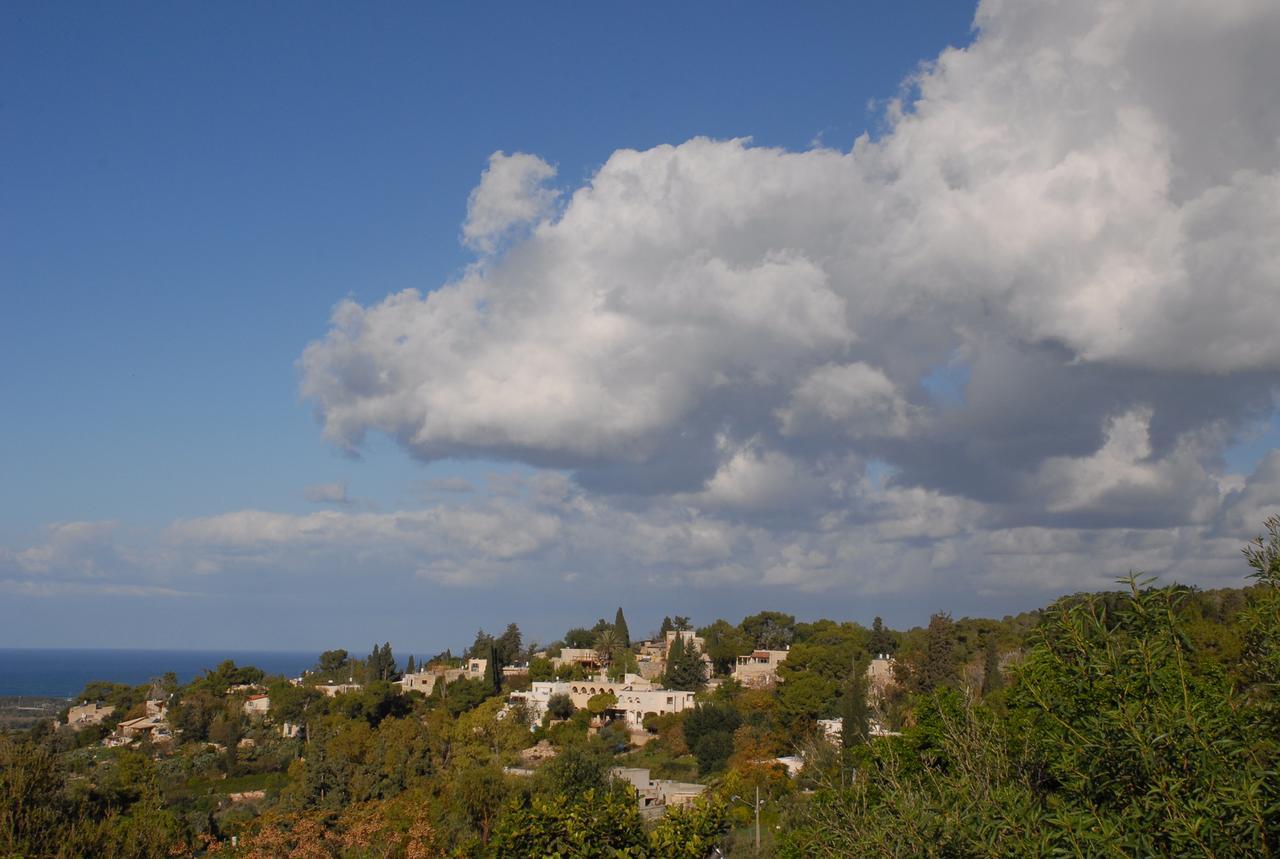 Вілла Above The Sea Ein Hod Екстер'єр фото